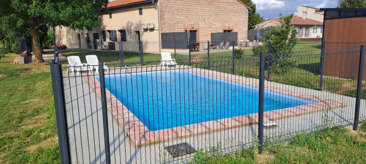 فندق Domaine Le Caprougeat Daux المظهر الخارجي الصورة